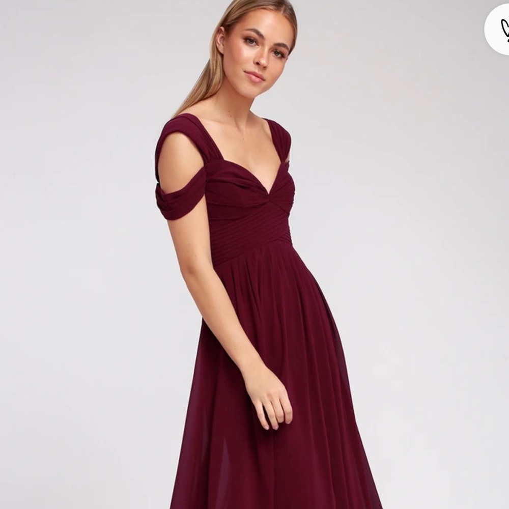 Make me Move Burgundy Maxi Dress.
